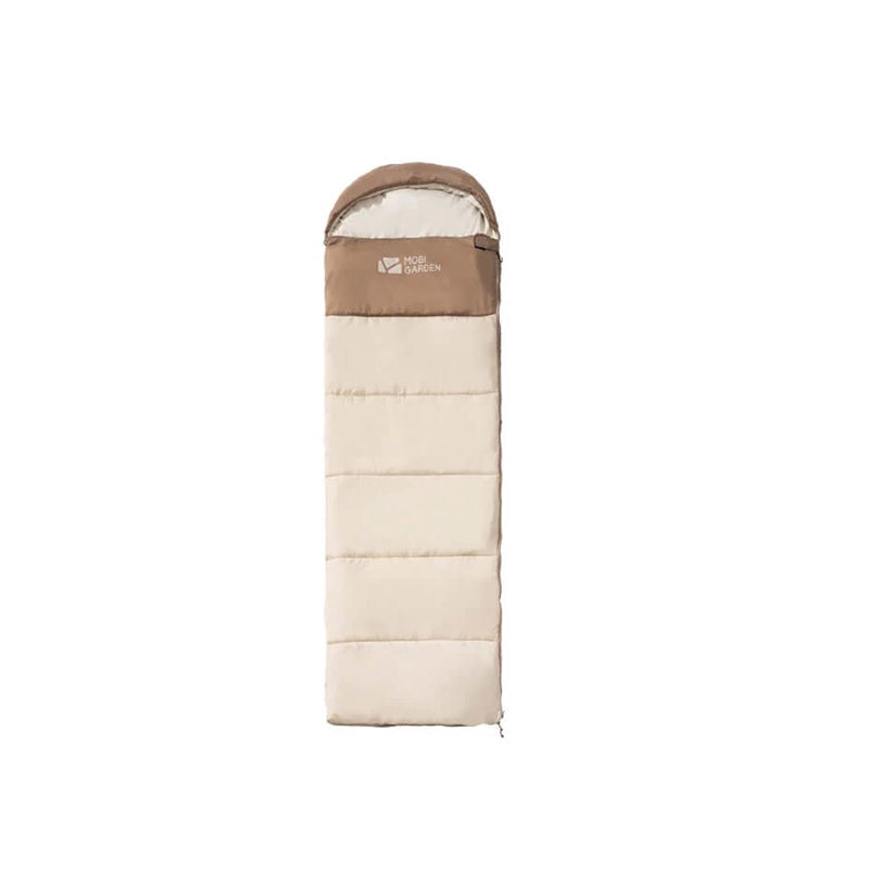A beige Mobi Garden CloudBless envelope sleeping bag with a zipper, suitable for temperatures between 12-20°C.