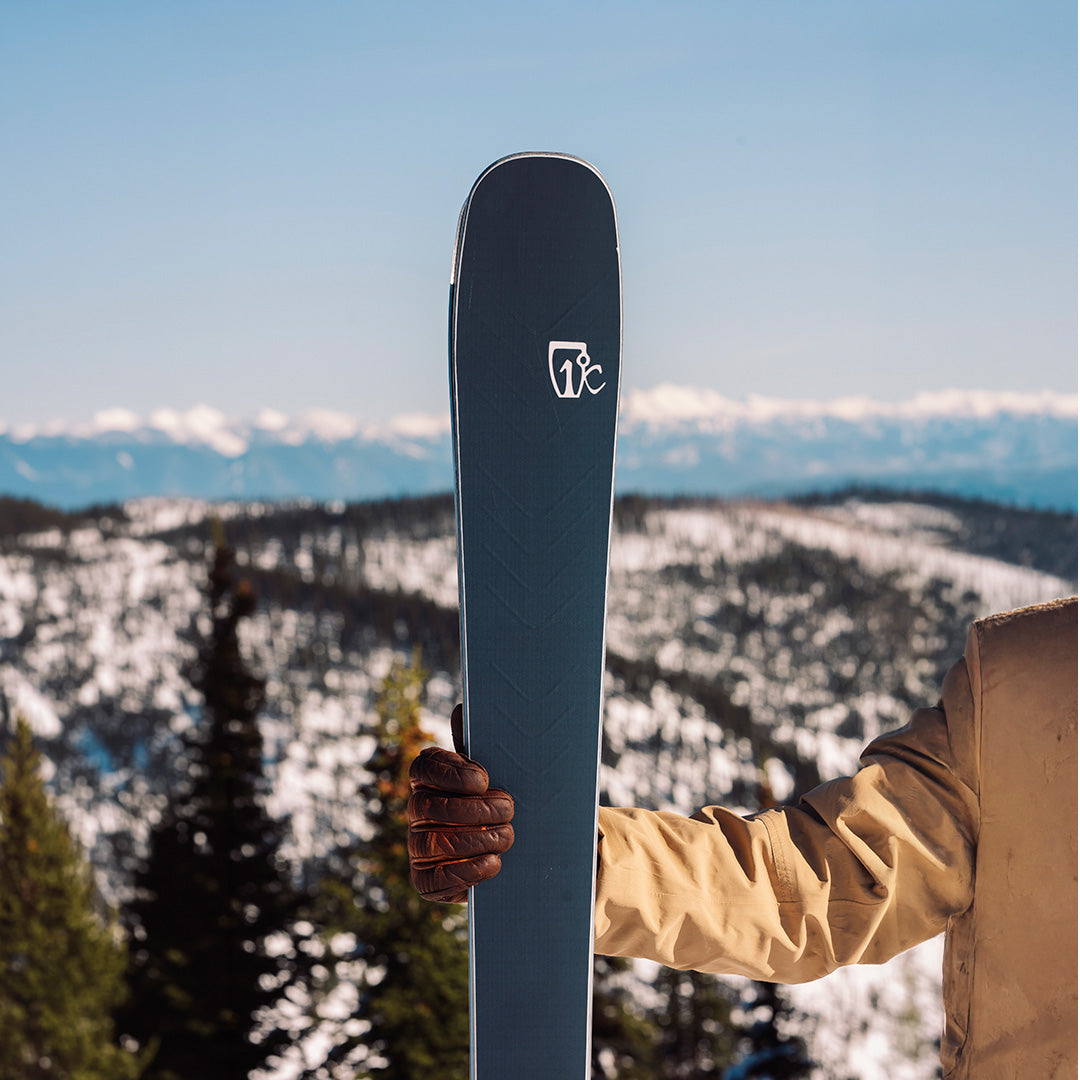 Icelantic Torrent 88 Skis - Men's - on snow