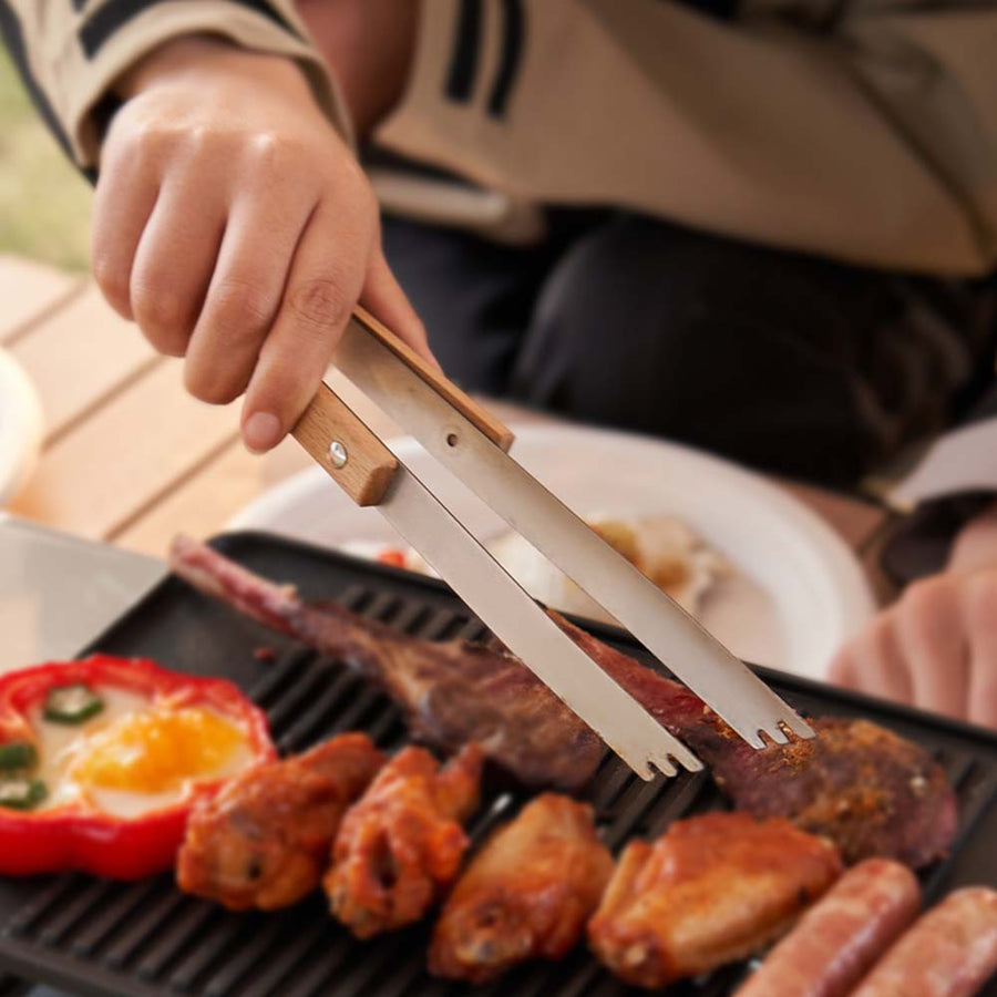 Mobi Garden Four Pieces Barbecue Tool Set