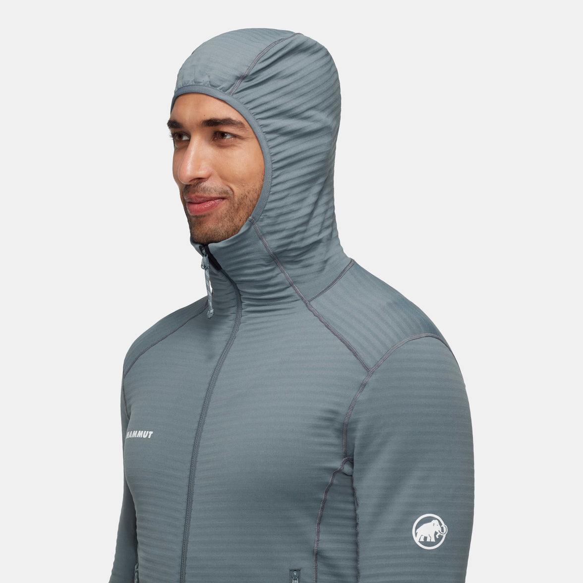 Mammut Taiss Light ML Hooded Jacket Men