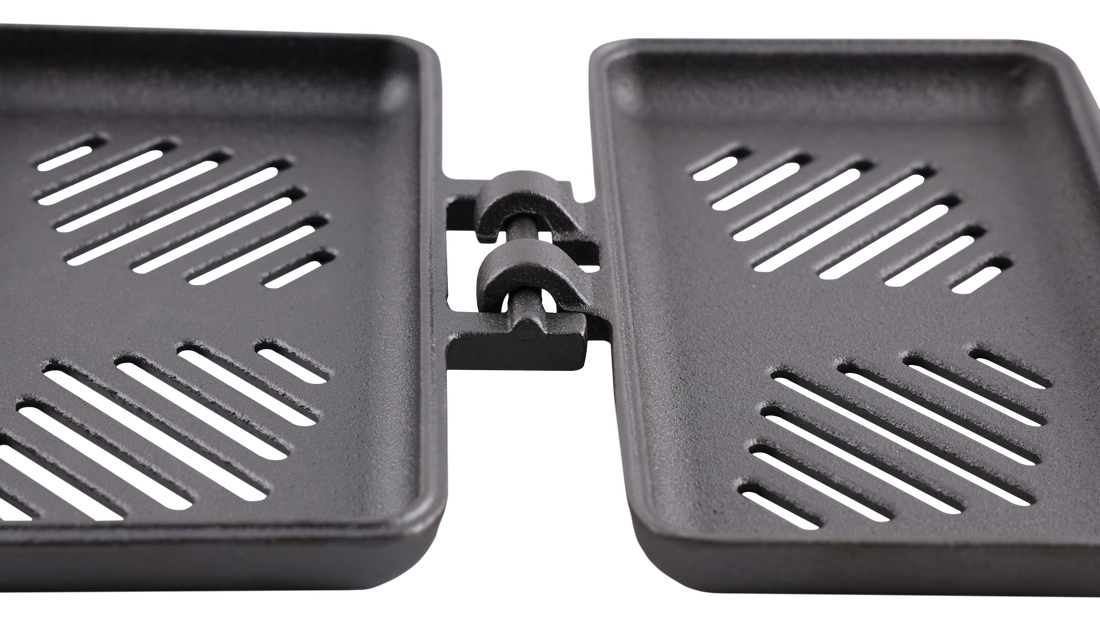 Coghlan's Cast Iron Dbl Camp Broiler