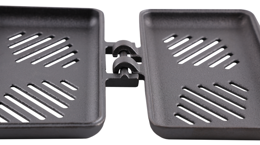 Coghlan's Cast Iron Dbl Camp Broiler