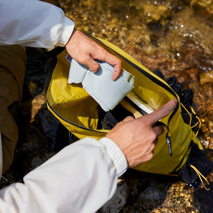 Naturehike (Far Mountain) Lightweight Shoulder Waterproof Bag 25L (Without Shoes)