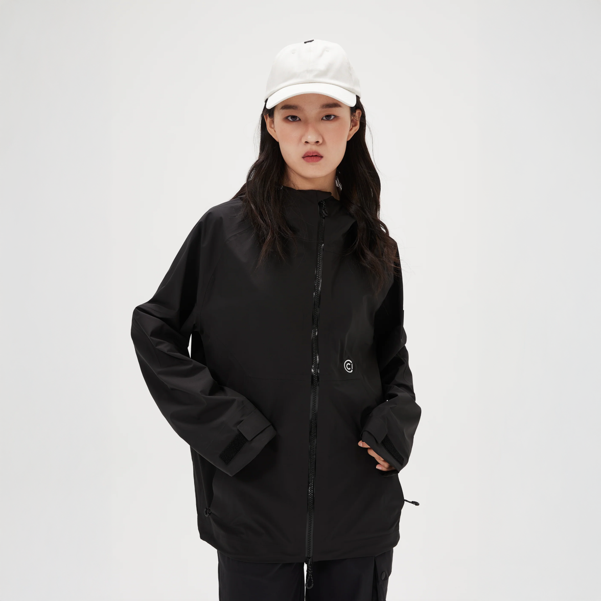 Capelin Crew Sparkle Ultra-Light Waterproof 2L Windbreaker - Black