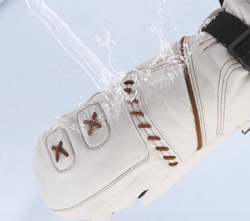 Goski Rugbee Mittens Black