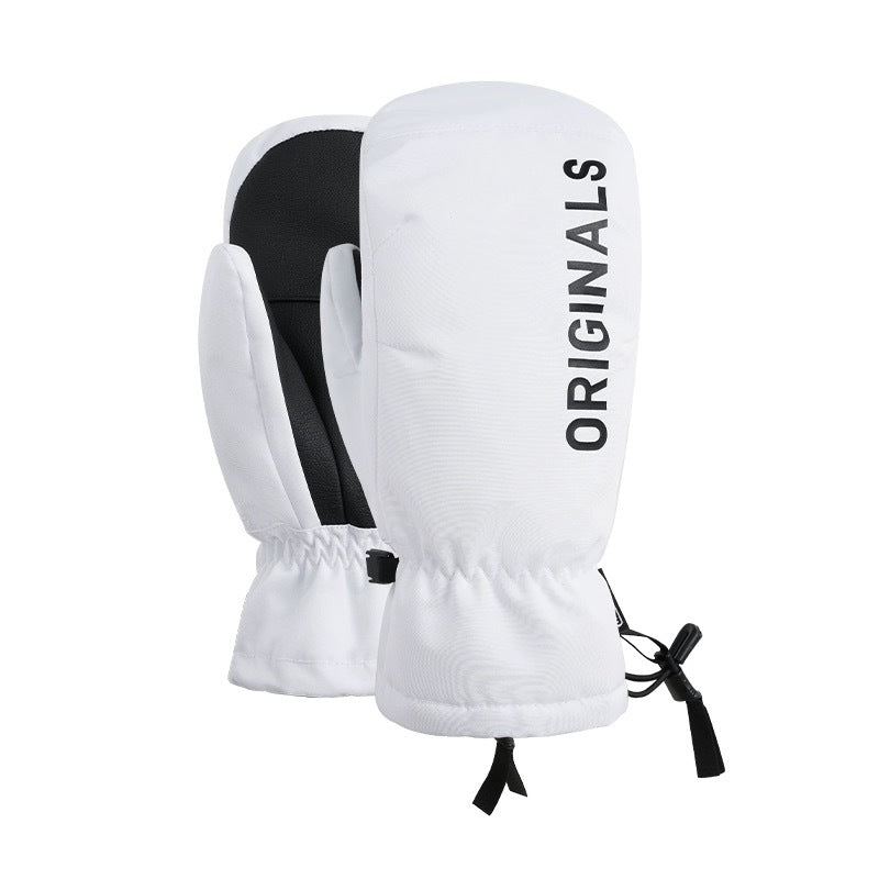 Goski Mittens White