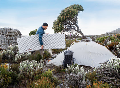 Naturehike Tuye 5.8 Ultra Light Inflatable Mummy Sleeping Pad Carbon Silver