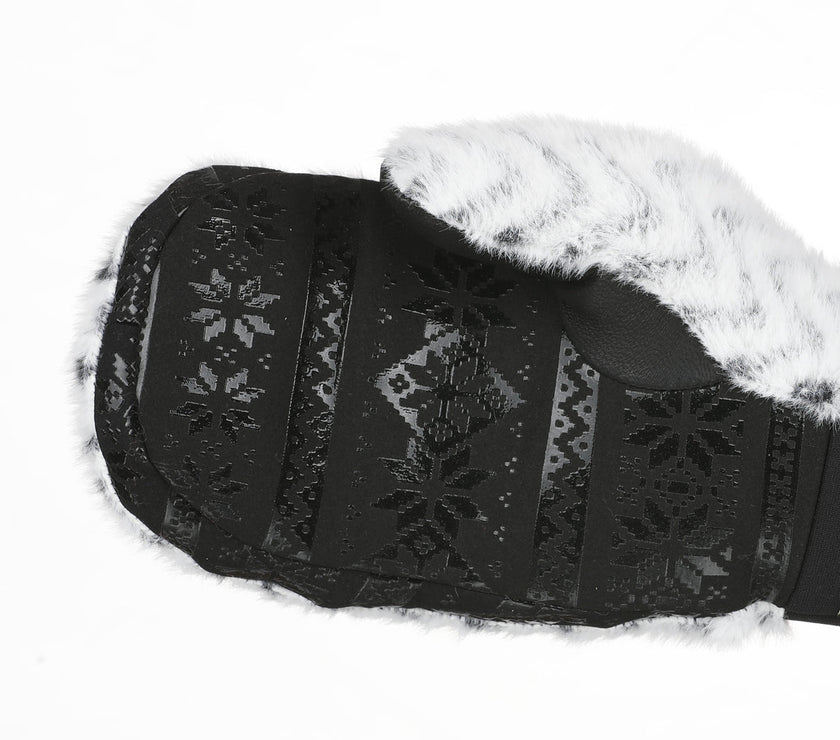 Level Siberian Mitten