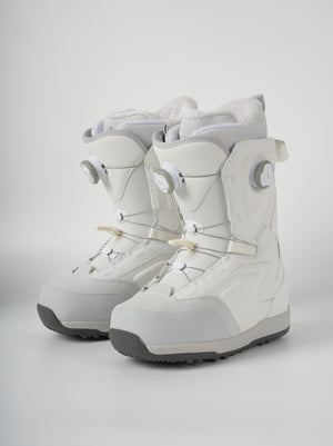 VAMEI  Arctic Veil Dual Knob Snowboard Boots - Women's