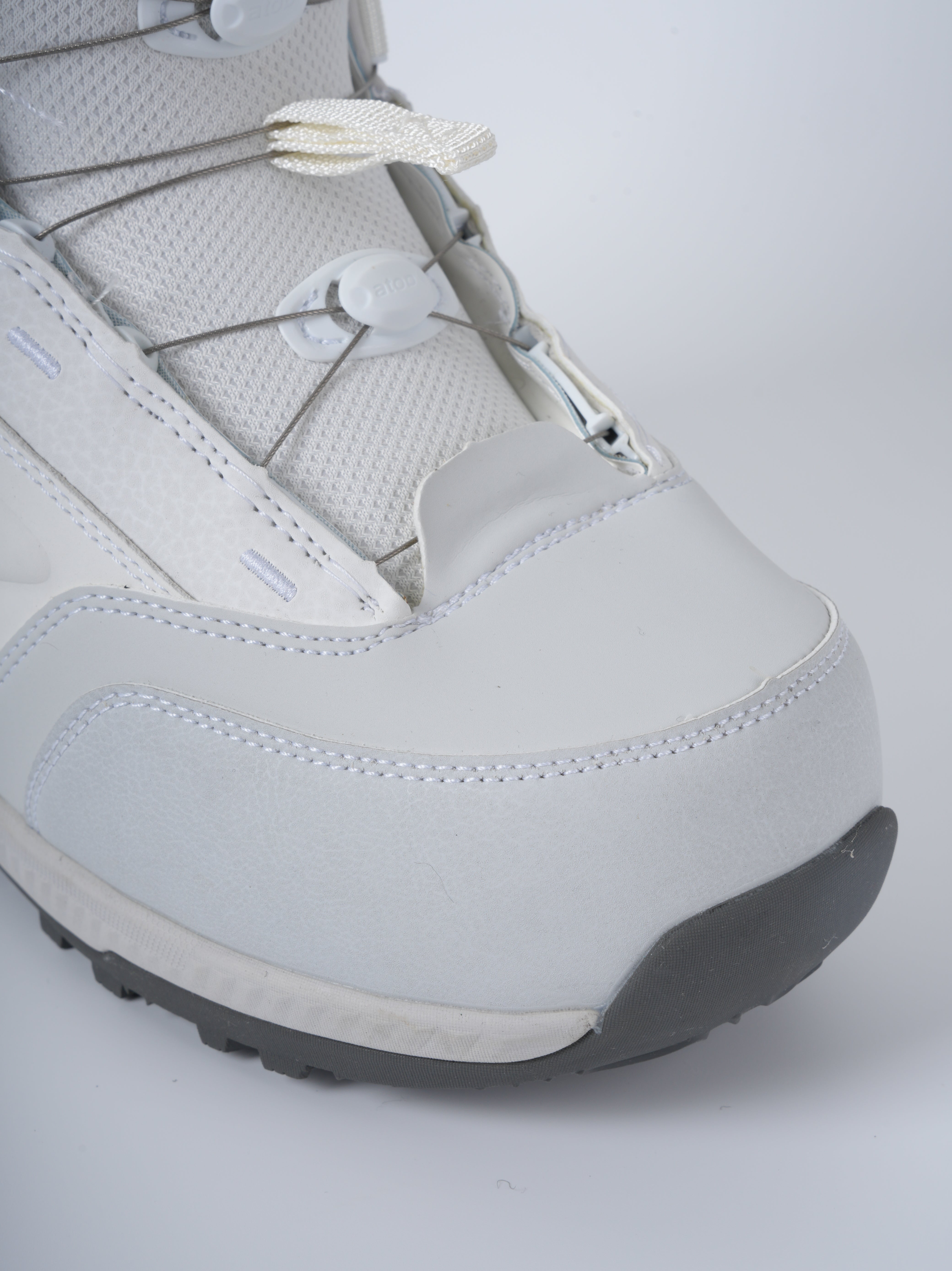 VAMEI  Arctic Veil Dual Knob Snowboard Boots - Women's