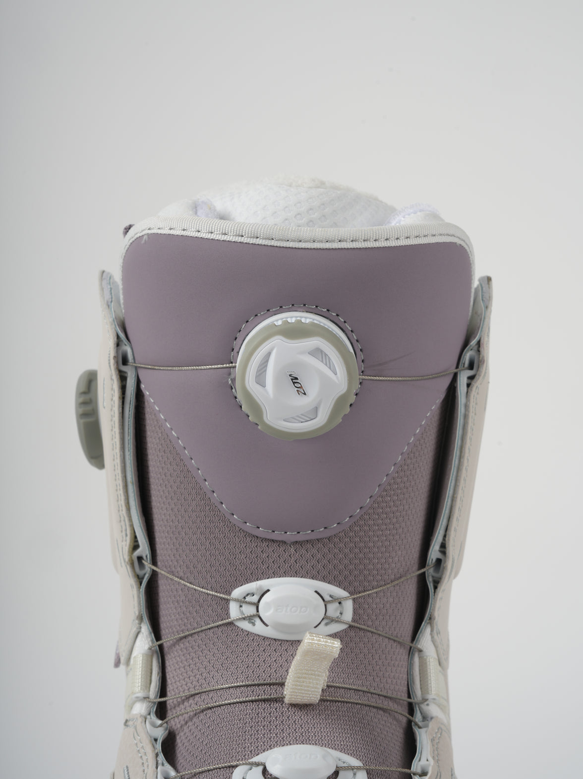 VAMEI  Lavender Mist Dual Knob Snowboard Boots - Women's