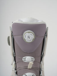 VAMEI  Lavender Mist Dual Knob Snowboard Boots - Women's
