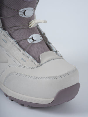 VAMEI  Lavender Mist Dual Knob Snowboard Boots - Women's