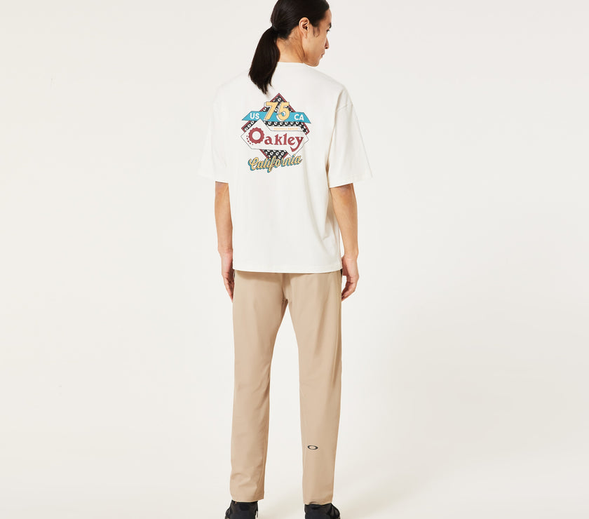 OAKLEY EN NEW RETRO TEE  MOTEL 2.0