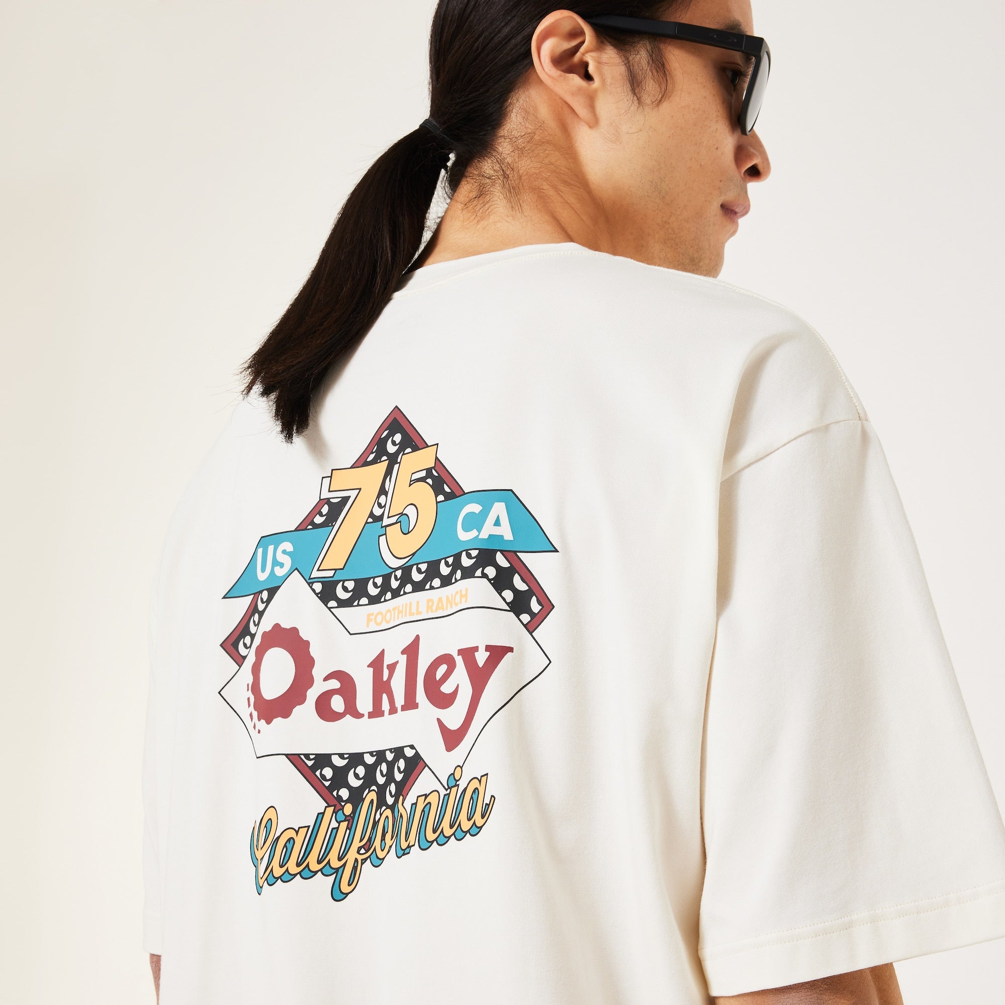 OAKLEY EN NEW RETRO TEE  MOTEL 2.0