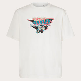 OAKLEY EN New Retro Tee 8BIT 2.0