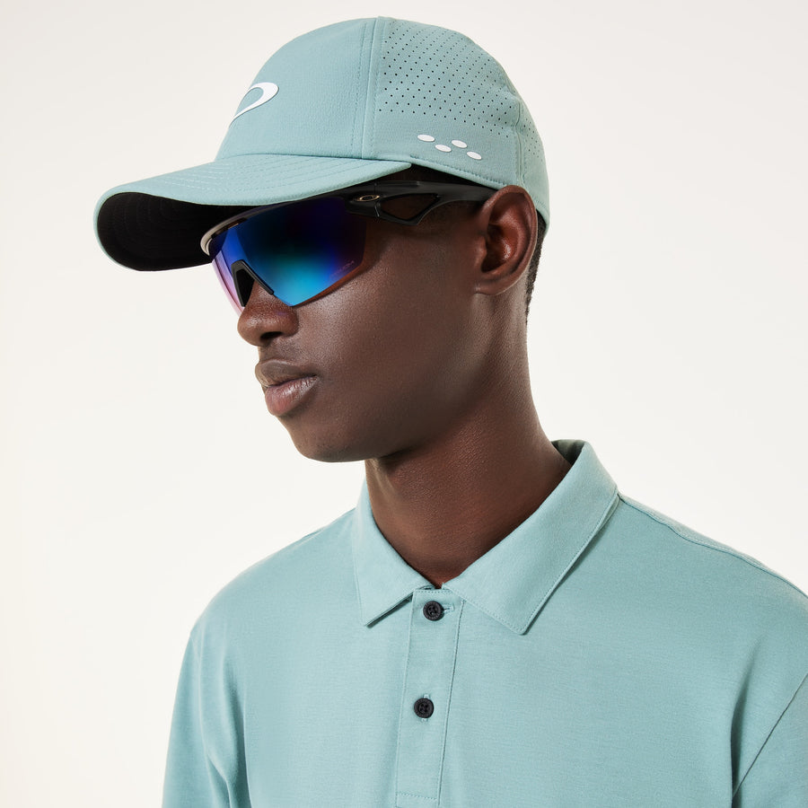 OAKLEY Performance 6 Panel