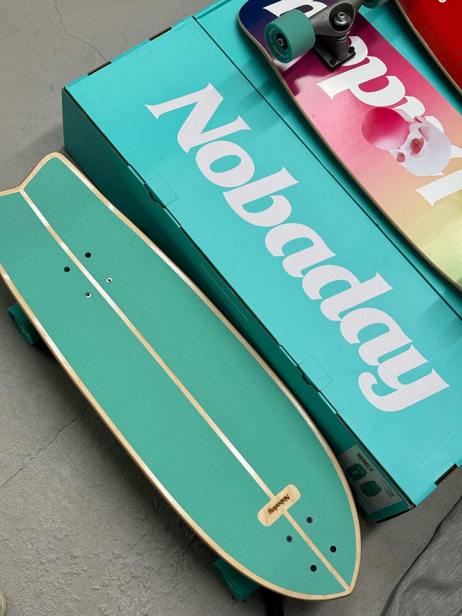 Nobaday 30 Inch Surf Skateboard - Froth Summer