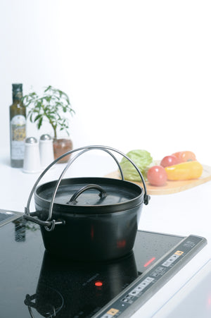 Uniflame Dutch Oven 8 Inches