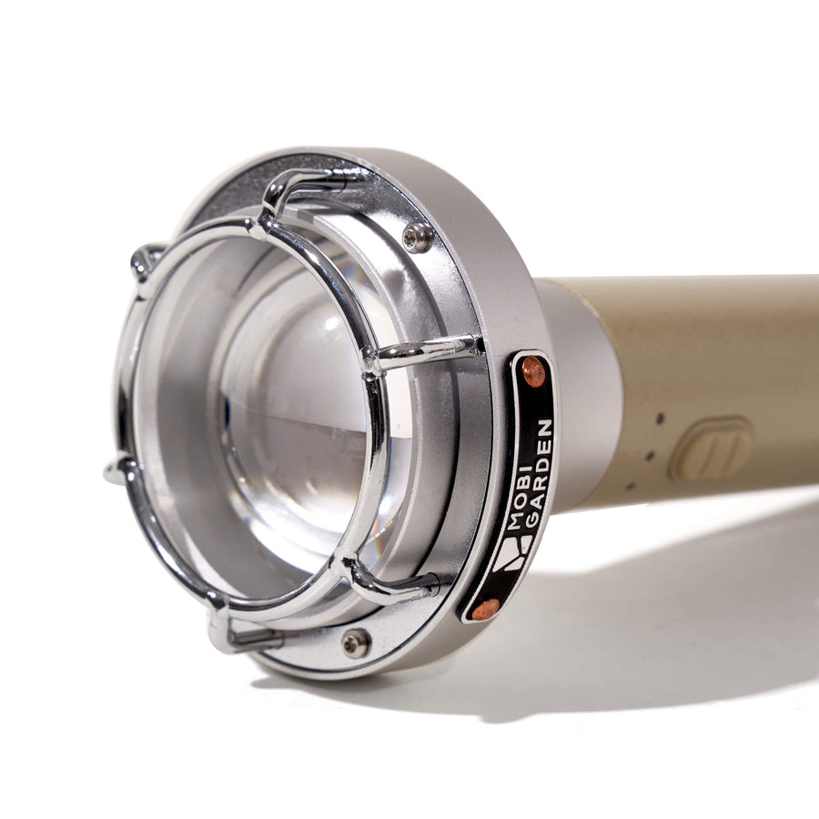 Mobi Garden Flash Light