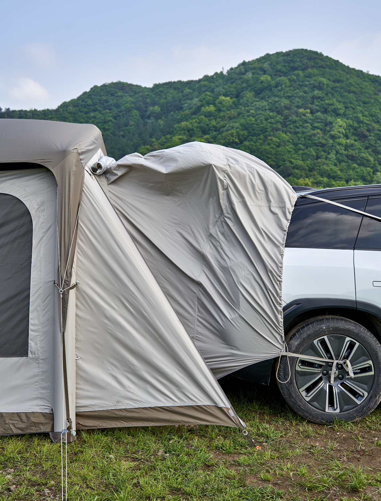 Mobi Garden LS 4 (70D) Tunnel Tent with Inner Tent Set