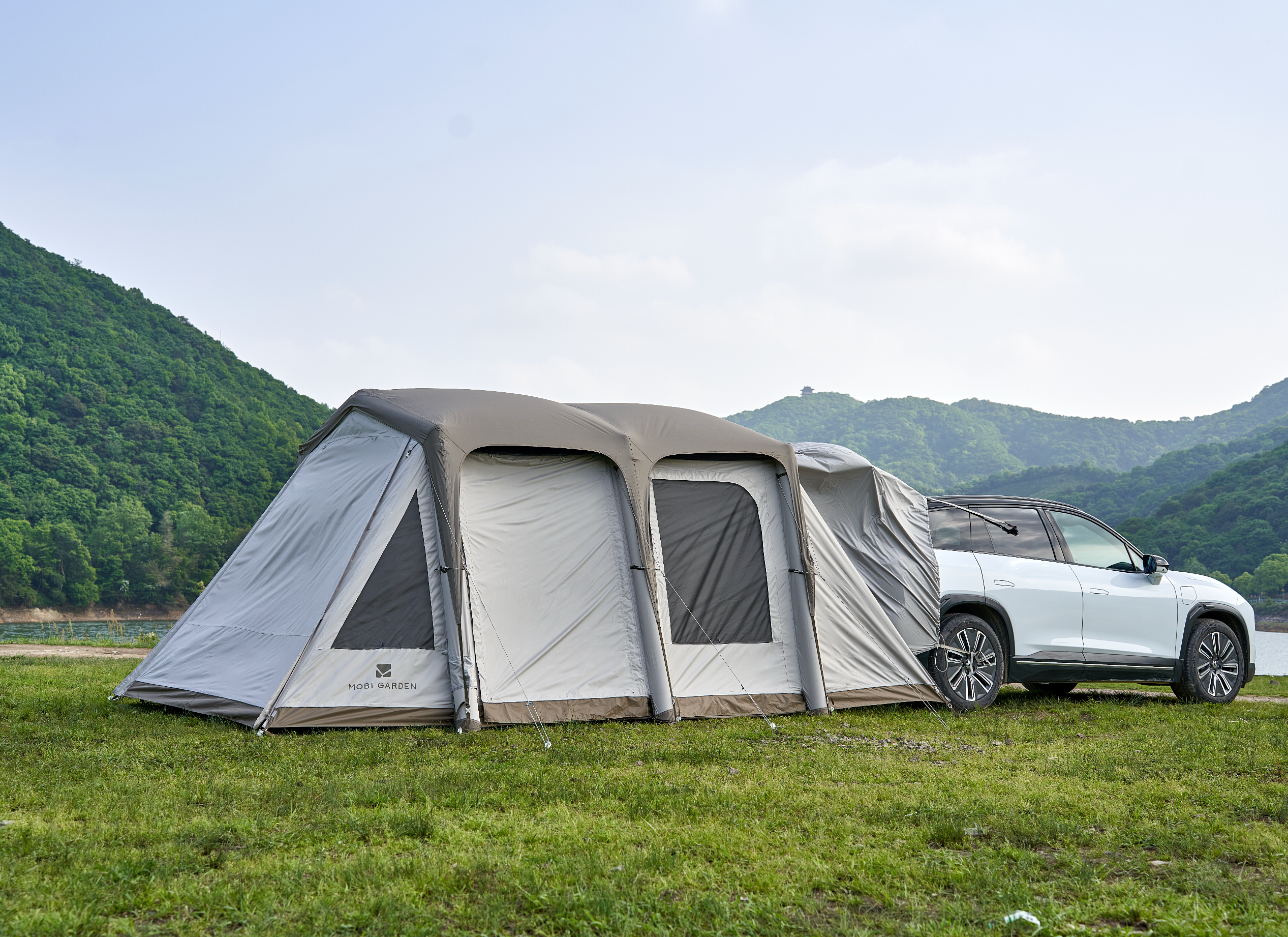 Mobi Garden LS 4 (Air Tunnel Tent) with Inner Tent Set