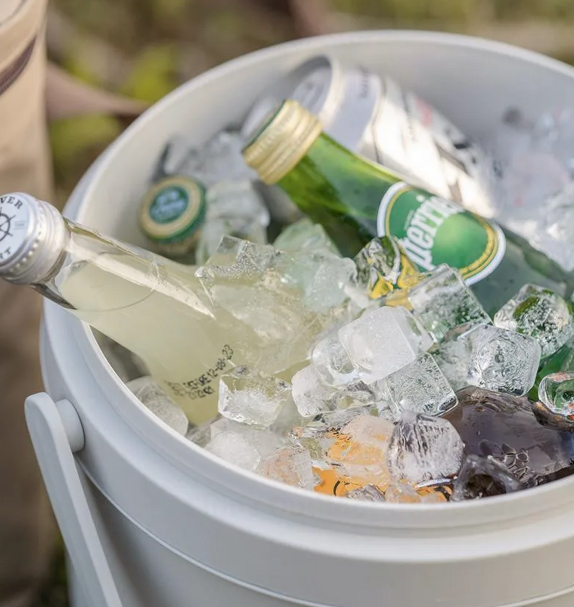 Mobi Garden 8.5 L Lightweight Bucket Container