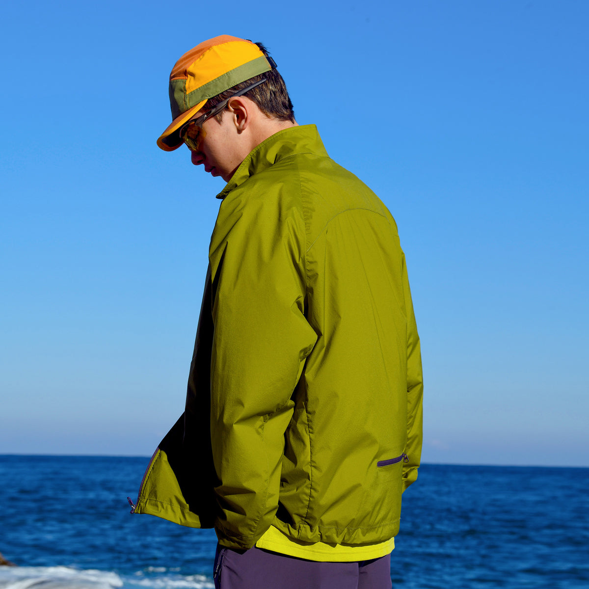 Nothomme Outdoor Water-proof Glowing Cycling Wind Jacket