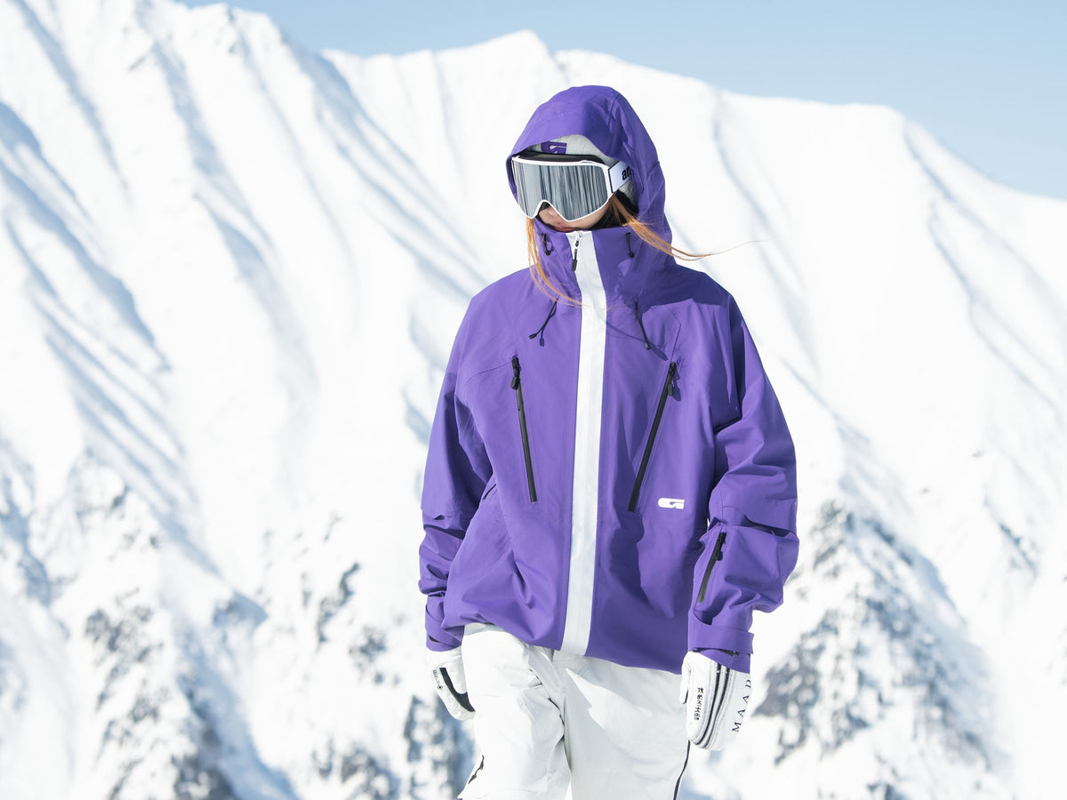 GAINAX Aurora jacket in the mountains
