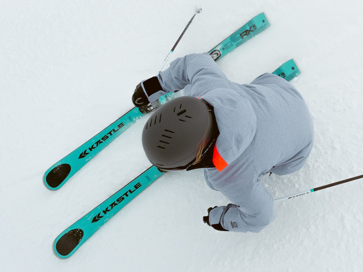 Skier on Kästle RX12 SL, seen from above