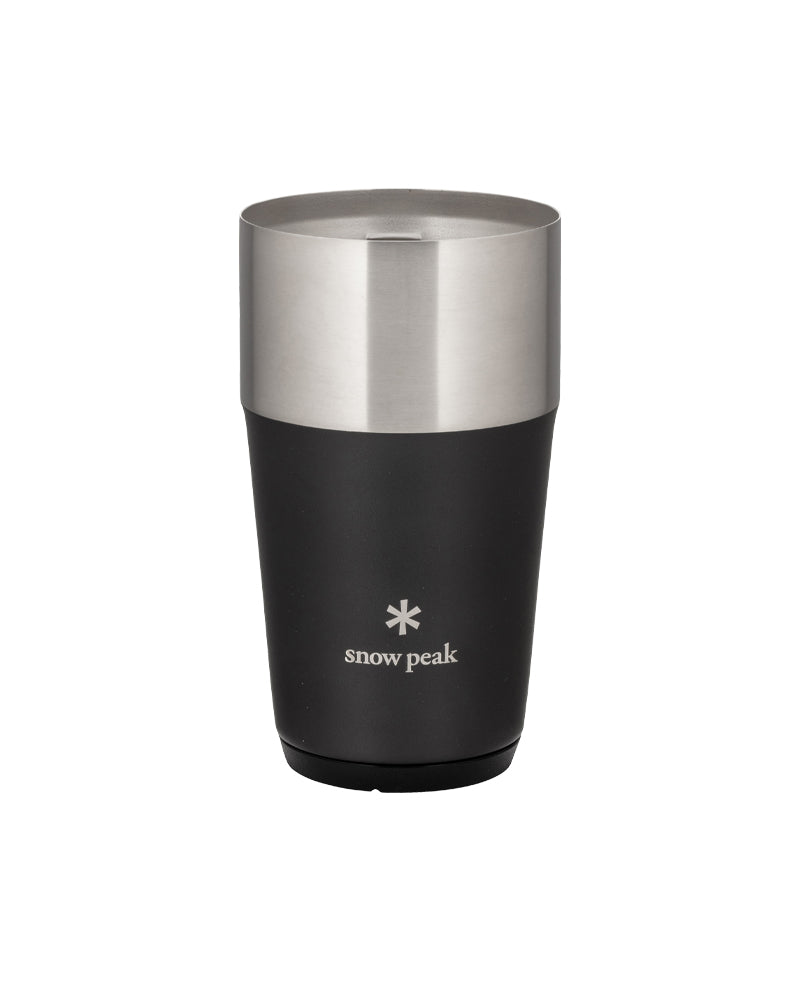 Snow Peak Shimo Tumbler 470 in black, brushed stainless upper and matte black body, on a white studio background