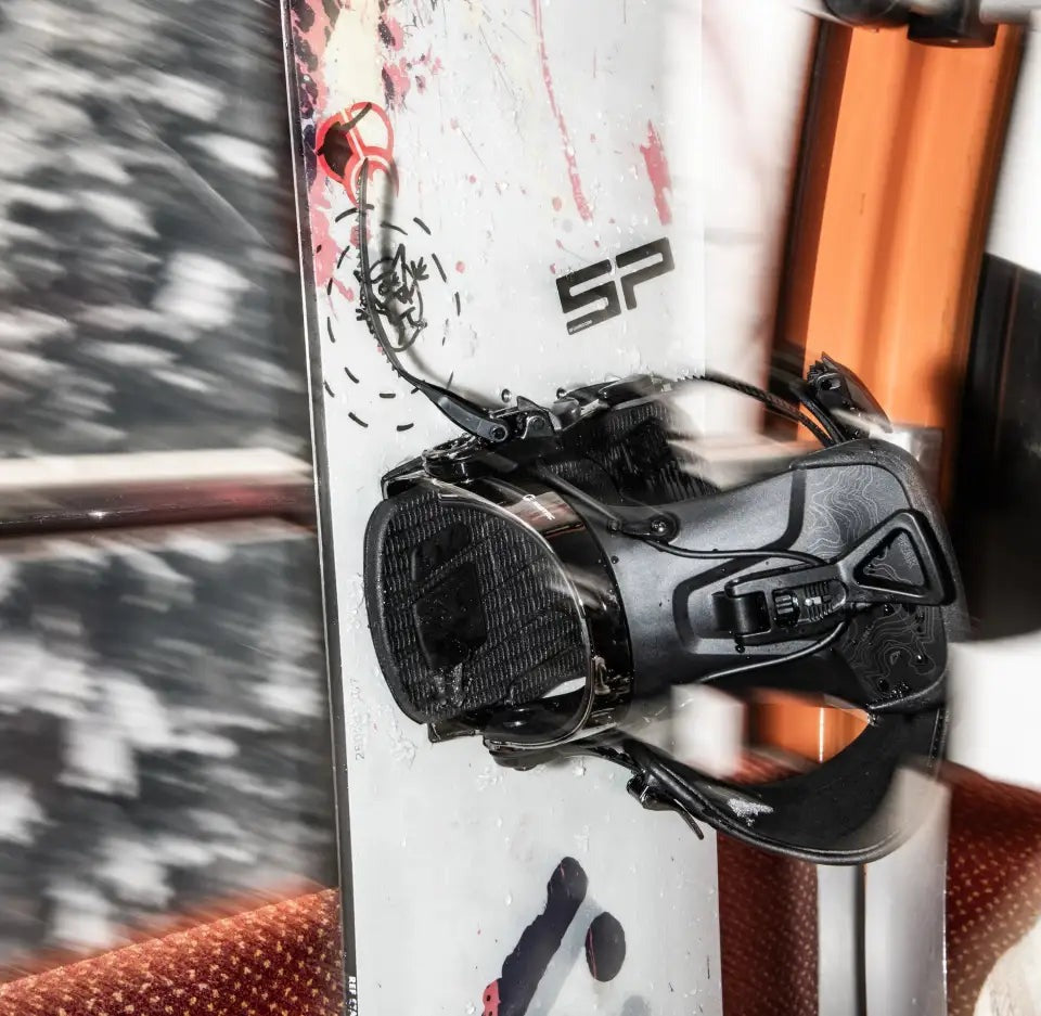 SP Peak Binding — mounted, close-up (black)