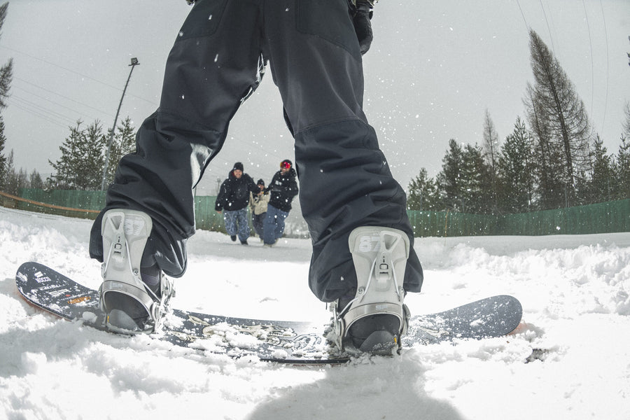 SP Team Snowboard Bindings — Silver, on snow