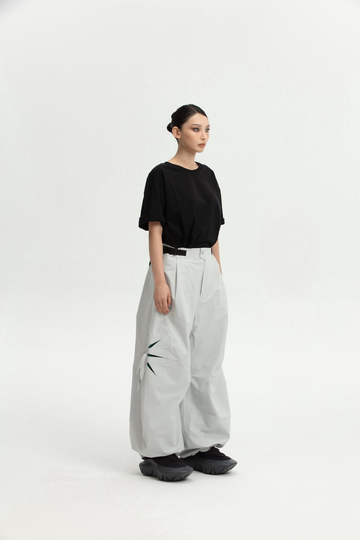 Astral, off-white